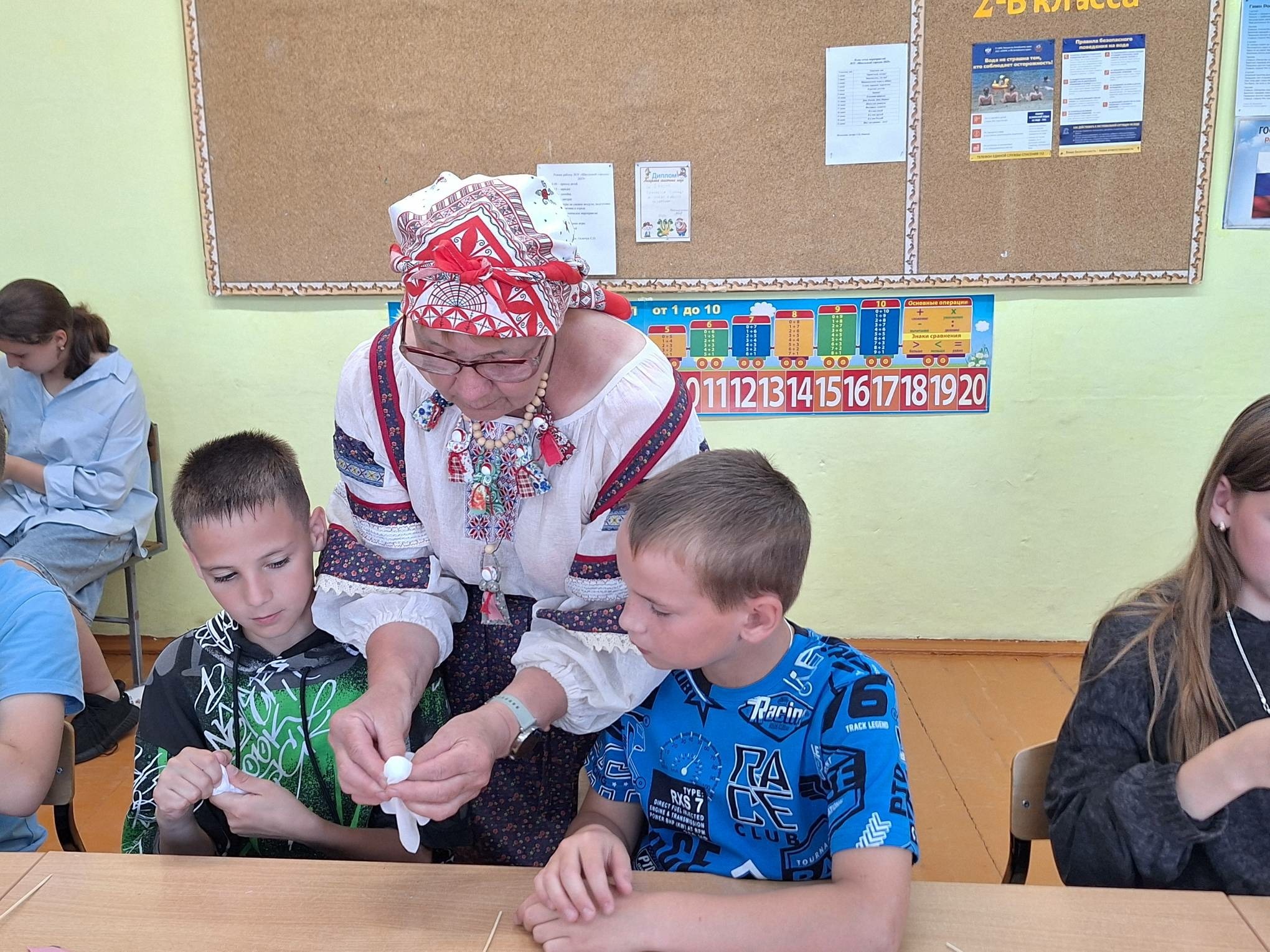 Седьмой день в пришкольном лагере - «Твори! Выдумывай! Пробуй!».