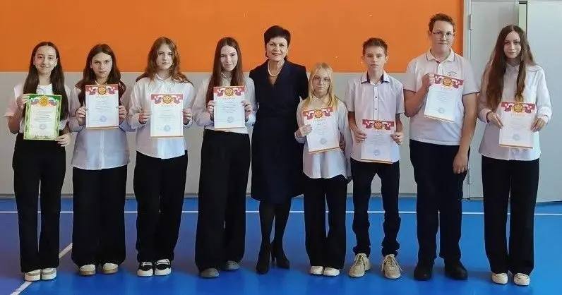 Прошли традиционные итоговые линейки..