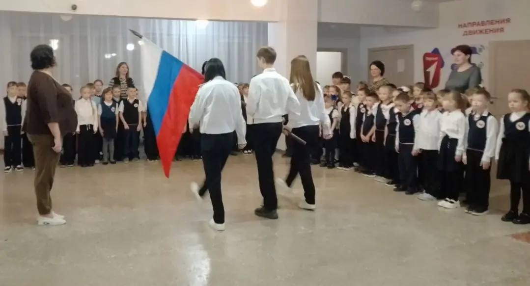 Традиционная еженедельная линейка.